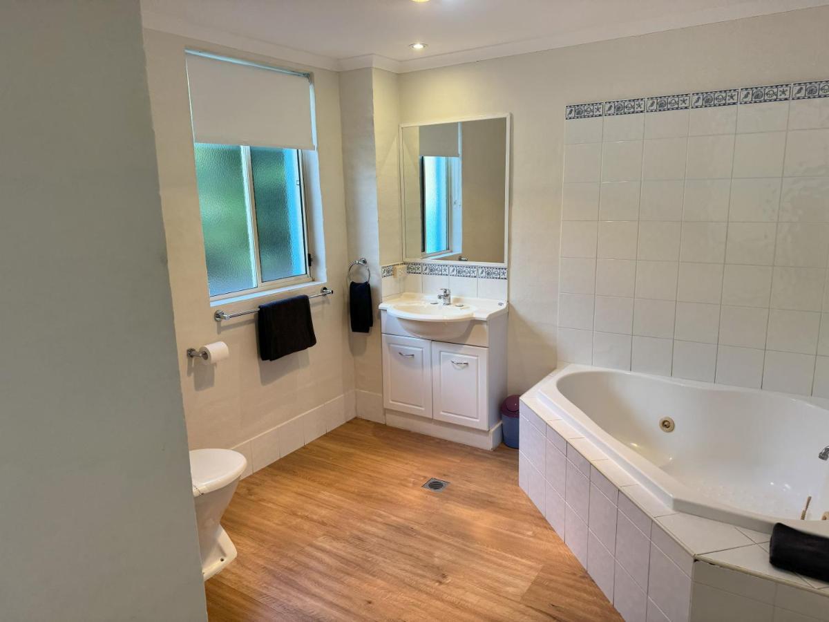 Image 3 of BlueWater Apartments