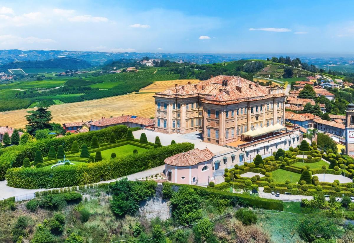 Image 7 of Castello di Guarene