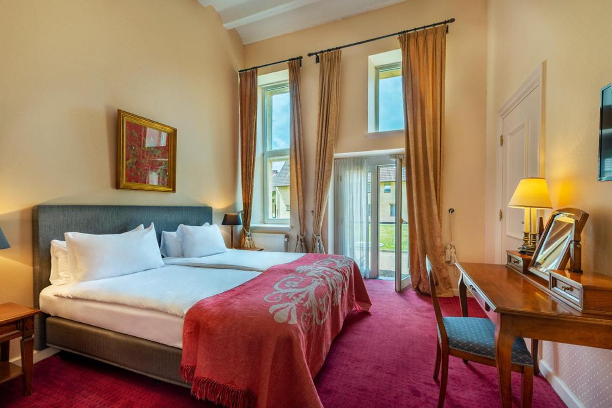 Image 2 of Corneli Residences – Château St Gerlach