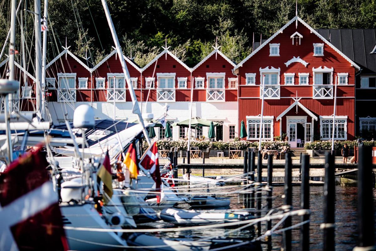 Image 6 of Dyvig Badehotel