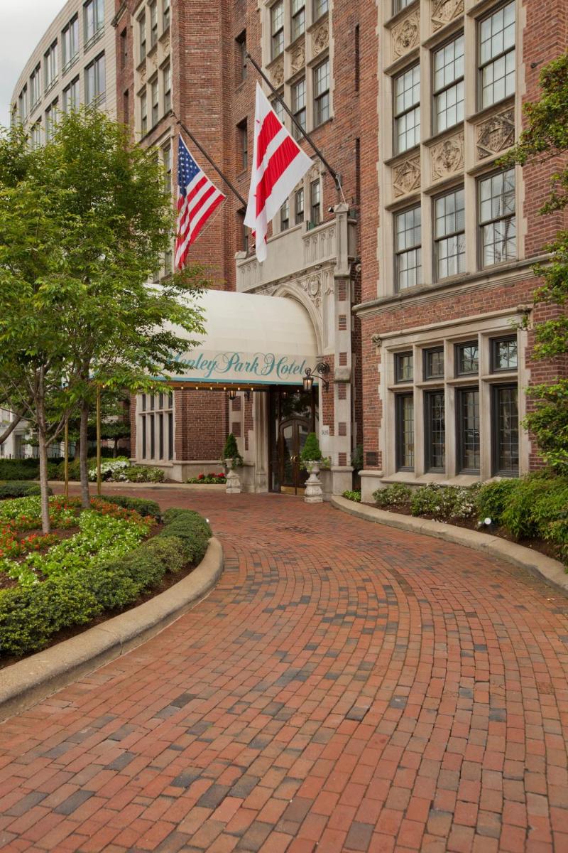 Image 5 of Henley Park Hotel