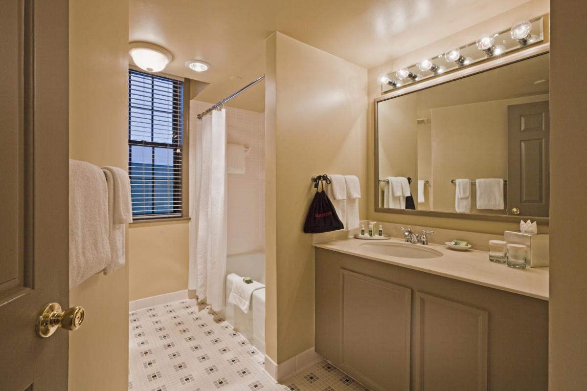 Image 3 of Henley Park Hotel