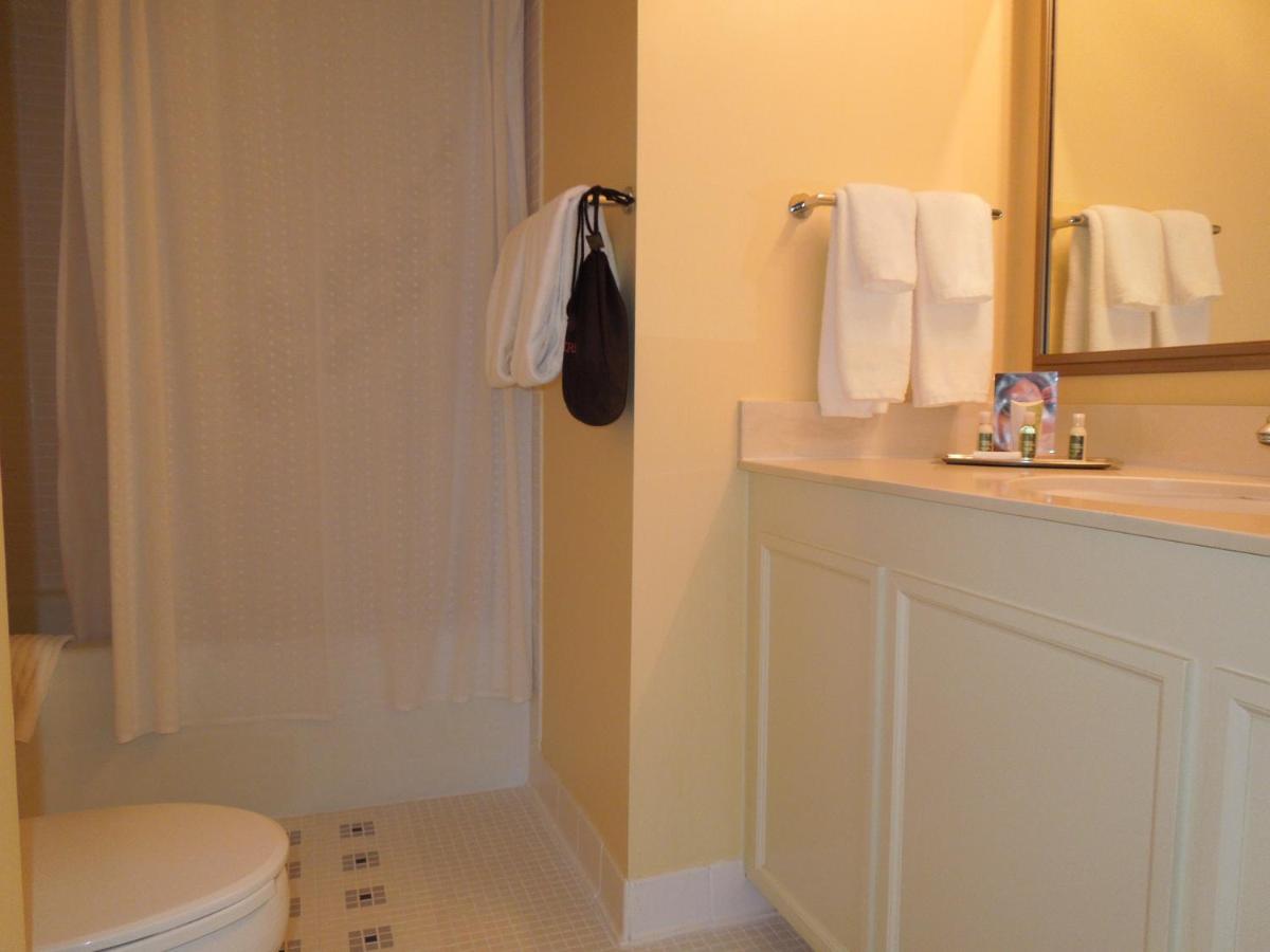 Image 7 of Henley Park Hotel