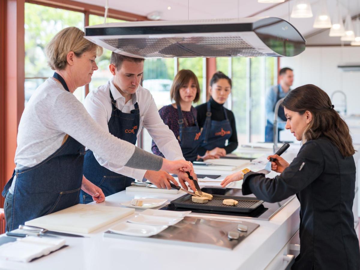 Image 6 of Hôtel Le Saint-James