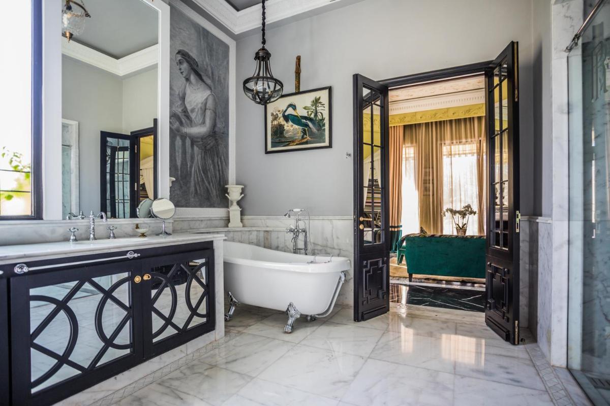 Image 3 of Palais Ronsard Relais & Chateaux