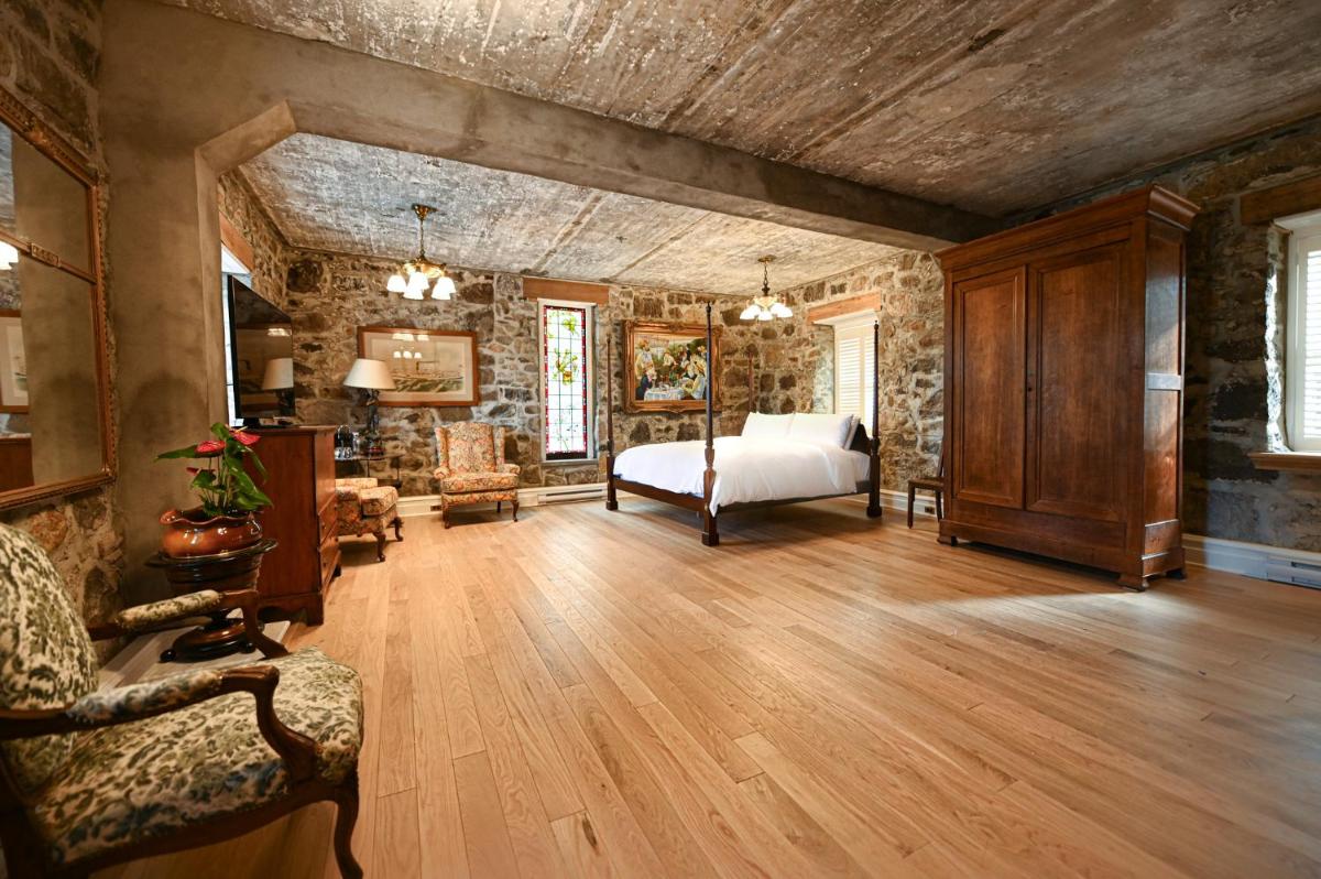 Image 2 of StoneHaven Le Manoir – Relais & Châteaux