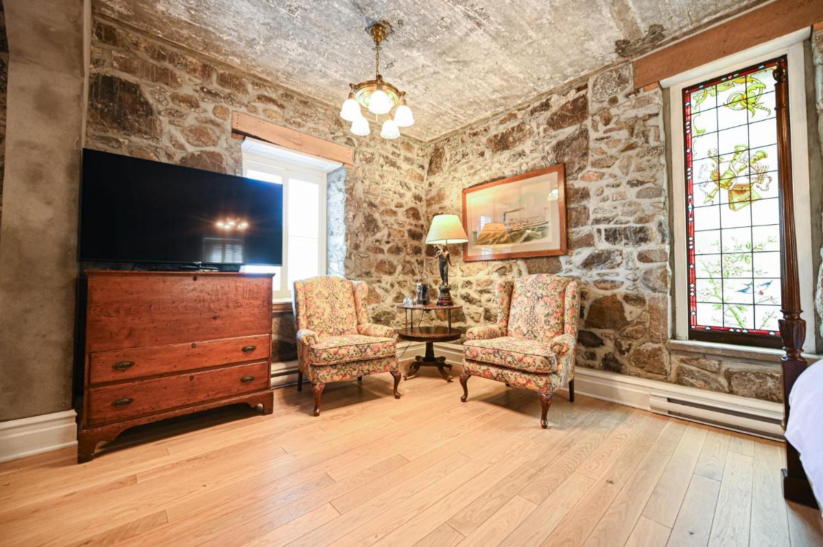 Image 6 of StoneHaven Le Manoir – Relais & Châteaux