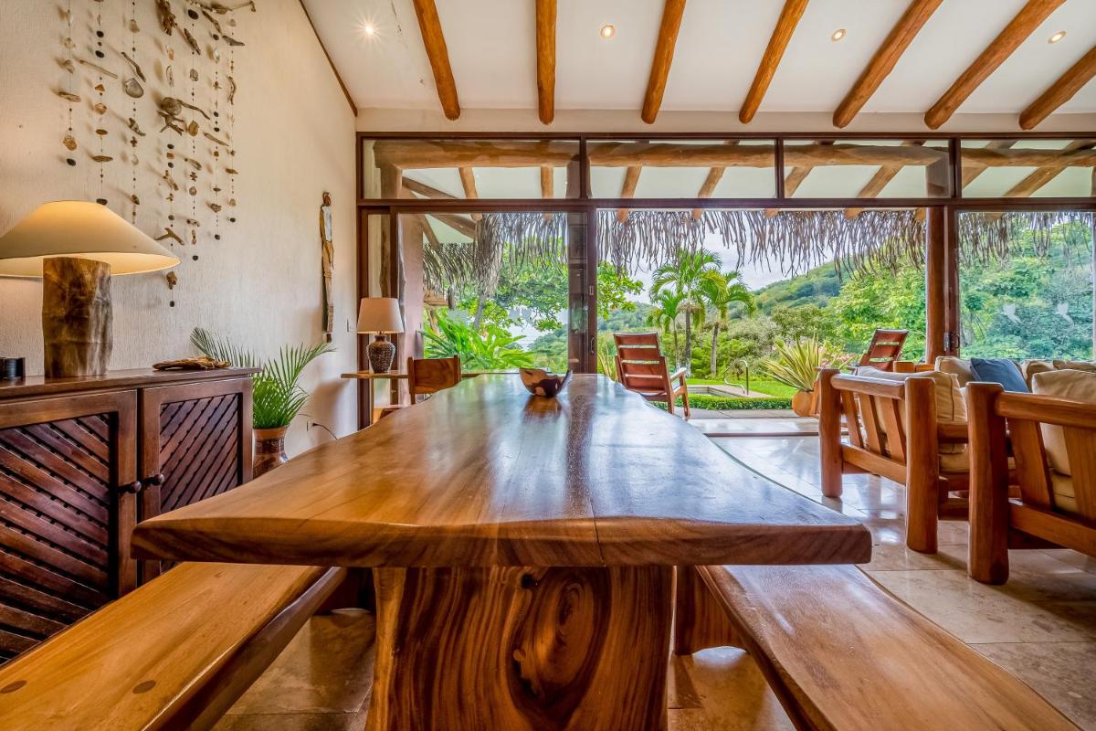 Image 4 of Villa Marbella